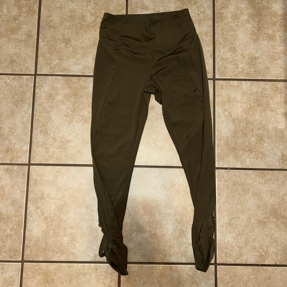 Free people movement leggings size medium